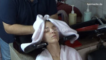 Load image into Gallery viewer, 1190 Mom Cvetana 1 shampoo by barber backward