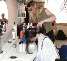 Cargar imagen en el visor de la galería, 9070 Teen barberette Elif by StefanieM forward shampoo hairwash