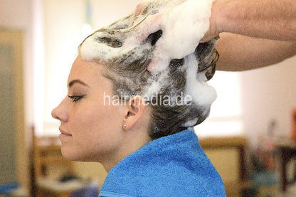 8155 Luisa 2 upright hairwash asmr pampering by old barber Kia controlled, forward rinse