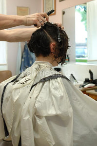8071 MelanieC 3 cut by old barber in barbershop