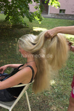 Load image into Gallery viewer, 196 EvaK 1 by AnjaS longhair show brushing braiding outdoor