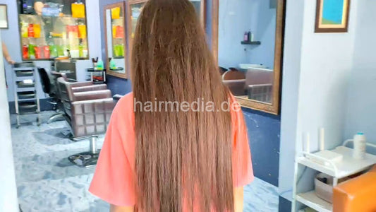 1163 04 ASMR Deep cleansing  forward shampoo hairwash in backward salon bowl