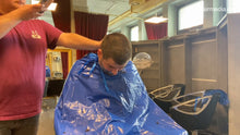 Load image into Gallery viewer, 2012 20220413 Felix 1 salon buzz by hobbybarber