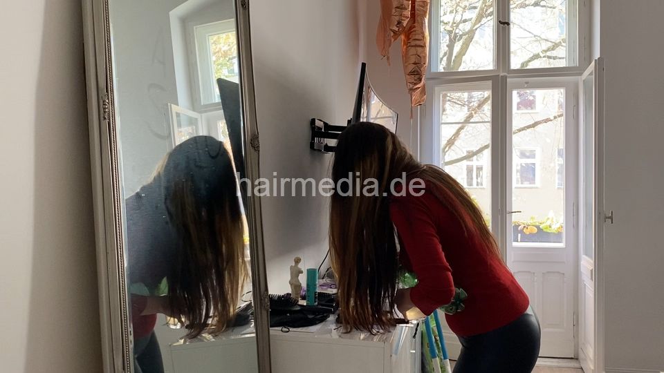 1172 AlinaR 21_10_29 self salon home hairstyle curling iron HD camera video