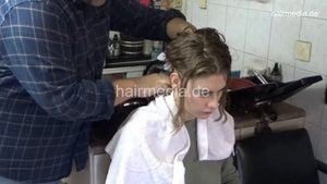 6212 IvanaK wetset 1 backward hair face and ear wash by barber