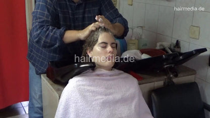 6212 IvanaK wetset 1 backward hair face and ear wash by barber
