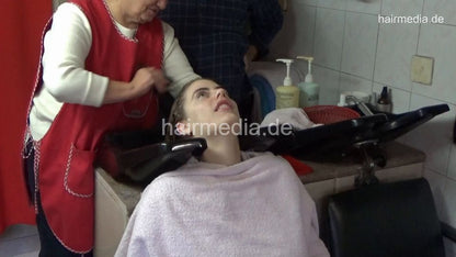 6212 IvanaK wetset 1 backward hair face and ear wash by barber