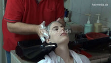 Laden Sie das Bild in den Galerie-Viewer, 6212 IvanaK perm 1 backward hair face and ear wash by barber