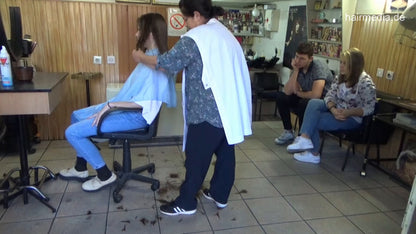 6212 IvanaK perm 2 haircut