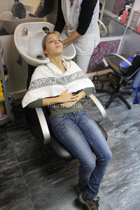 342 Teen Catarina long thick hair 1st salon visit ever, backward salon shampooing hairwash
