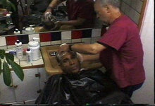 Charger l&#39;image dans la galerie, 204 JW2 US barbershop shampoo and haircut by barber MTM