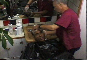 204 JW2 US barbershop shampoo and haircut by barber MTM