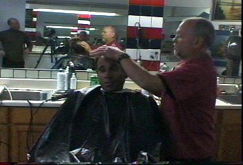204 JW2 US barbershop shampoo and haircut by barber MTM