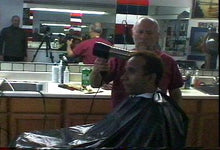 将图片加载到图库查看器，204 JW2 US barbershop shampoo and haircut by barber MTM