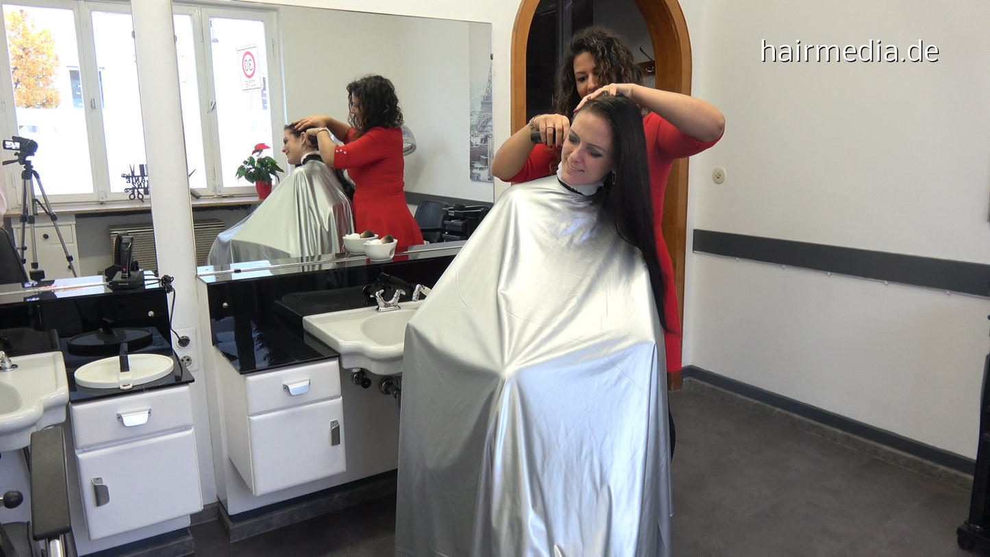 1034 Jasmin by VanessaDG caping in barbershop