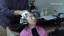Laden Sie das Bild in den Galerie-Viewer, 2023 Sister JelenaZ in braces shampoo by barber and blow