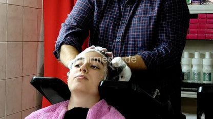 2023 Sister JelenaZ in braces shampoo by barber   cam 2  facecam