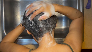 1187 Jenny vlog 220329 kitchensink shampooing self hair wash