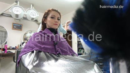 6194 JuliaR 2 redhead haircut by mature barberette in Frankfurt salon