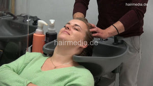 1168 Justyna barberette by chewing Niclas shampoo and blow