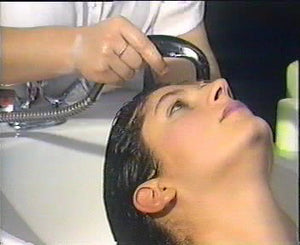 0031 misc salon backward shampooing from the 1980s  20 clients