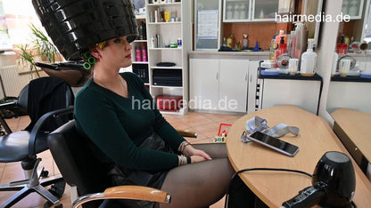 6216 KseniaK 4 by Leyla under the dryer