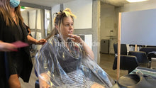 Carica l&#39;immagine nel visualizzatore di Gallery, 4060 Kyra long hair teen bleaching XXL hair 1 bleaching