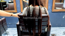 Laden Sie das Bild in den Galerie-Viewer, 1163 81 Ladies haircut braid cutting
