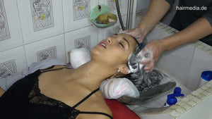 359 LaurenTn asian salon shampooing by barber