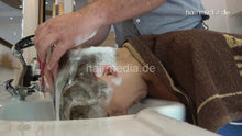 Carica l&#39;immagine nel visualizzatore di Gallery, 9078 LenaA strong forward salon shampooing by barber