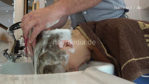 9078 LenaA strong forward salon shampooing by barber