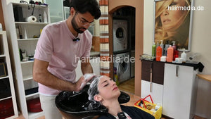 1207 Leyla by barber Maicol backward salon shampoo and blow out