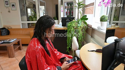 6215 Leyla 220914 b caping PVC cape, wait and self blow out