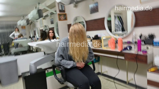 543 LinaW by MichelleH 2 fresh styled hair twice forward shampoo and twice conditioner and blow forward