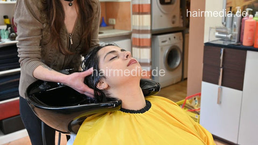 1227 LuisaB 1 shampooing by Leyla