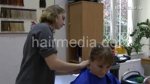 370 ManuelaD barerette by student LaraE backward salon shampooing