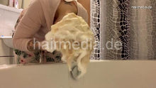 Laden Sie das Bild in den Galerie-Viewer, 8163 9 how to get chewing gum out of your hair - Part 9: remove by bleaching at home, washing