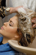 Carica l&#39;immagine nel visualizzatore di Gallery, 6303 MariaK 1 backward wash salon shampoo for wet set by RSK shampooist