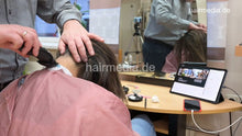 Laden Sie das Bild in den Galerie-Viewer, 539 Meriem by barber 1 dry haircut