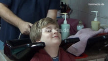 Cargar imagen en el visor de la galería, 1190 Miki young boy 1 backward shampoo by barber backward