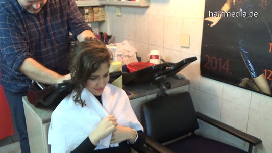 6188 Nancy backward wash  by barber