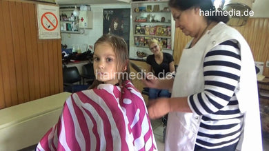 6217 Nikolija child shampoo, haircut and set complete