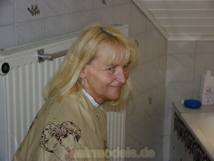 h052 Peggy does the fakedperm wet set, 50 min video and 360 pictures for download