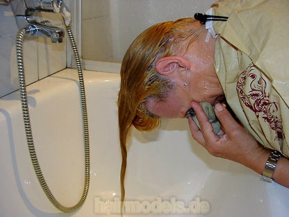 h052 Peggy does the fakedperm wet set, 50 min video and 360 pictures for download