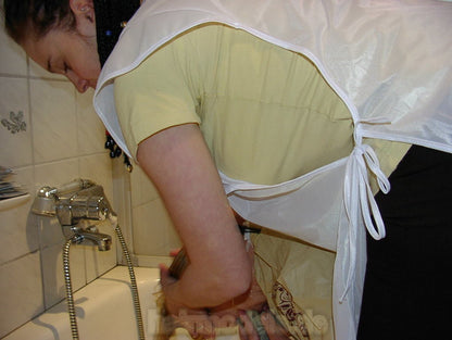 h052 Peggy does the fakedperm wet set, 50 min video and 360 pictures for download