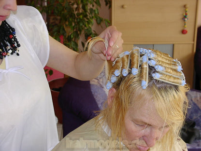 h052 Peggy does the fakedperm wet set, 50 min video and 360 pictures for download