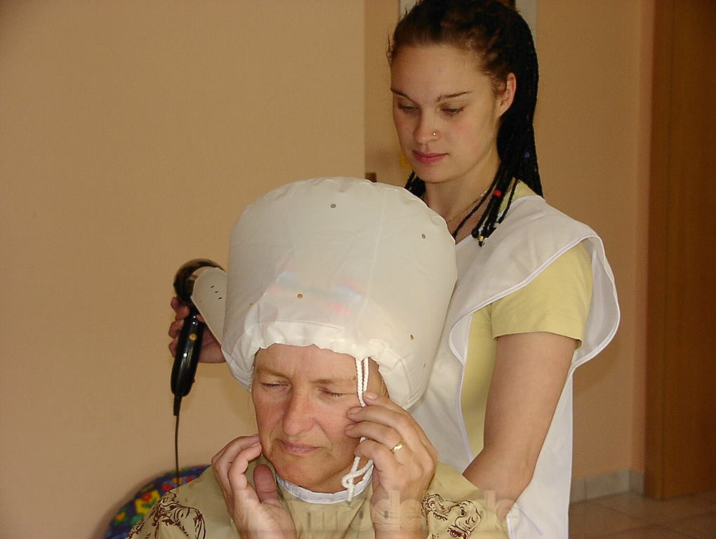 h052 Peggy does the fakedperm wet set, 50 min video and 360 pictures for download