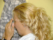 Cargar imagen en el visor de la galería, 3913 Patrizia blonde salon forward wash by strong turkish barber and blow