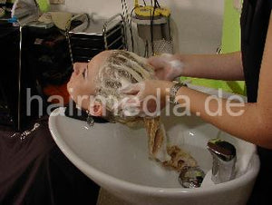 h074 Nadine by NancyJ backward salon shampooing