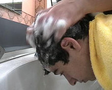 将图片加载到图库查看器，210 Recklinghausen Event young guy wash by barber Thomas forward 3 min video for download